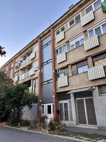 Eladó téglalakás, Békéscsabán, Andrássy úton 46.9 M Ft