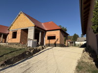 Eladó családi ház, Pannonhalmán 83.9 M Ft, 4 szobás