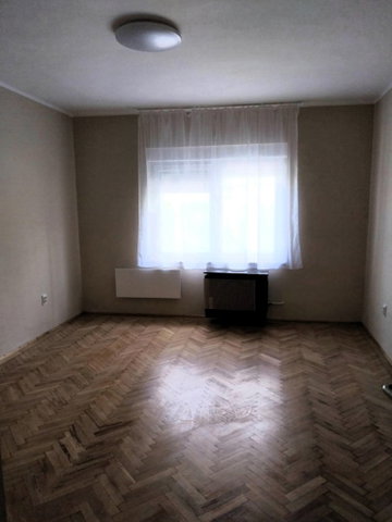Kiadó téglalakás, albérlet, Székesfehérvárott 210 E Ft / hó