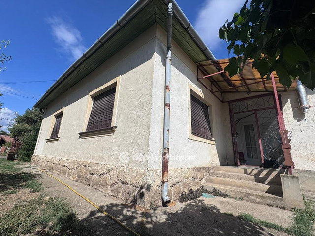 Eladó családi ház, Tiszafüreden 57 M Ft, 3+1 szobás