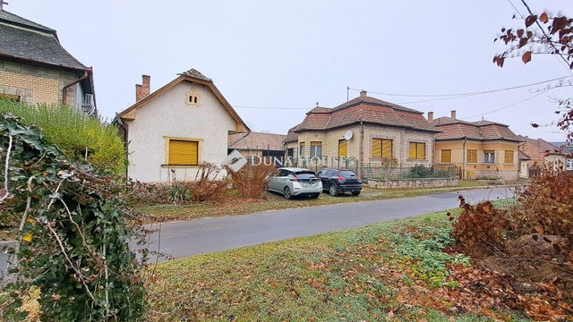 Eladó családi ház, Galgahévízen 94 M Ft, 4 szobás
