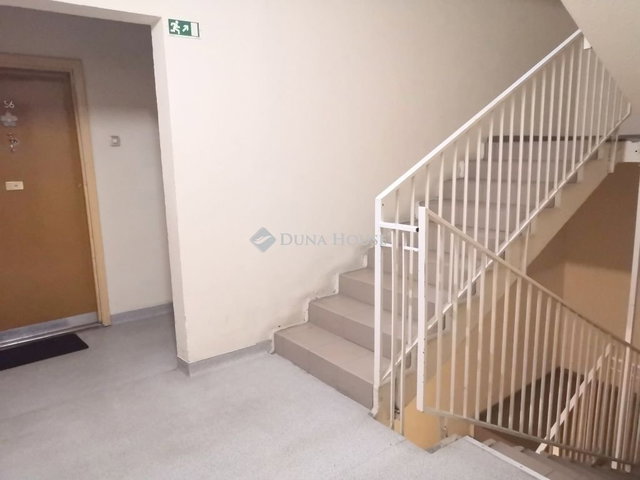 Eladó panellakás, Budapesten, XX. kerületben 72 M Ft, 3 szobás