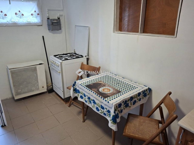 Kiadó téglalakás, albérlet, Alcsútdobozon 120 E Ft / hó