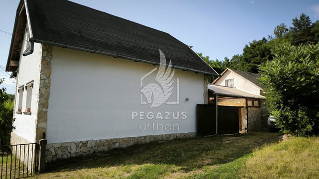 Eladó családi ház, Ózdon 24 M Ft, 4 szobás