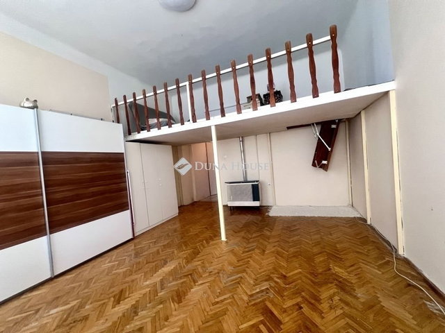 Eladó téglalakás, Budapesten, VIII. kerületben 44.9 M Ft
