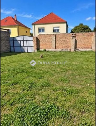 Eladó telek, Győrött 55 M Ft / költözzbe.hu
