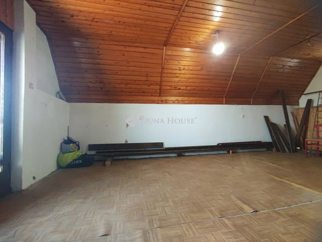 Eladó telek, Pécsett 6.5 M Ft / költözzbe.hu