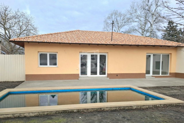 Eladó családi ház, Szigetszentmártonban 153 M Ft, 4 szobás