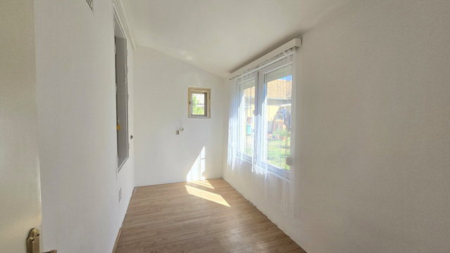 Eladó téglalakás, Budapesten, XVI. kerületben, Csömöri úton