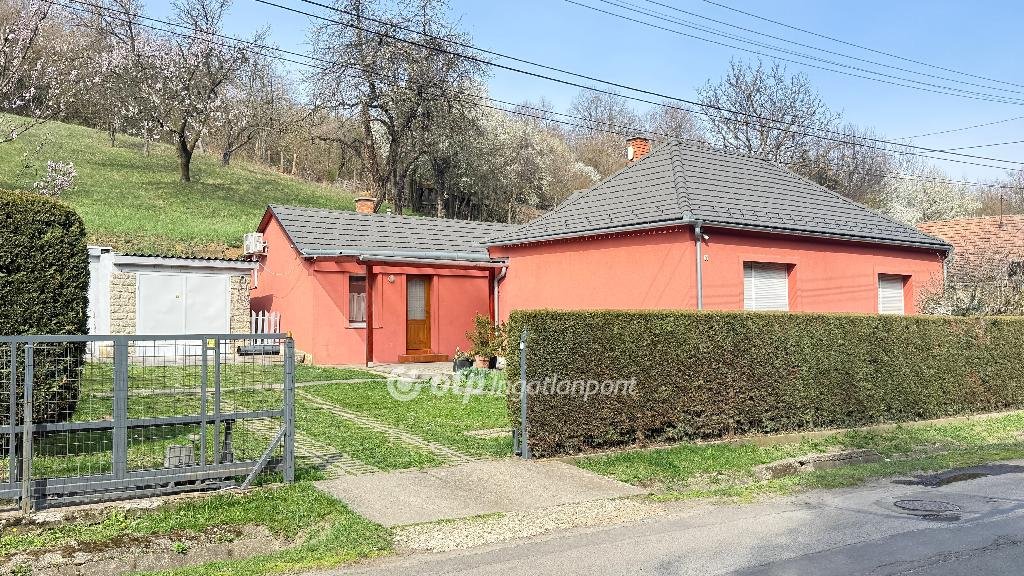 3 bed · 92m² · 91.000.000 ft
