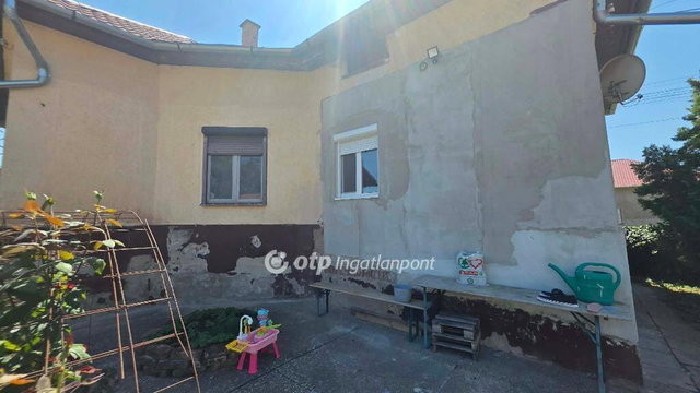 Eladó családi ház, Kabán 25 M Ft, 2+1 szobás