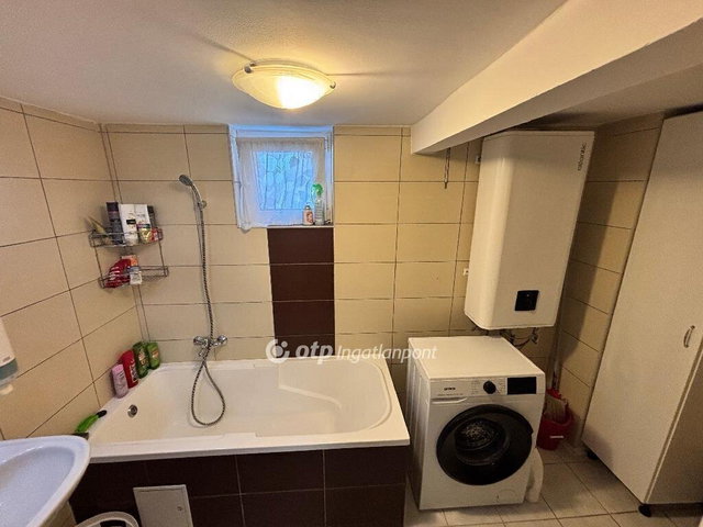 Eladó családi ház, Győrött 59.9 M Ft / költözzbe.hu