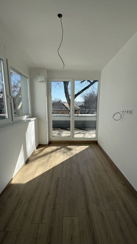 Eladó téglalakás, Debrecenben 87.9 M Ft, 3 szobás