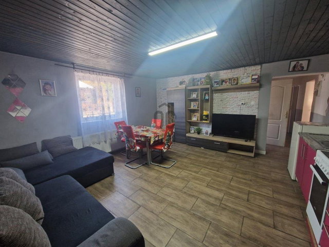 Eladó családi ház, Csurgón 17.5 M Ft, 4 szobás