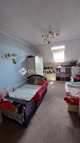 Eladó családi ház, Budapesten, XX. kerületben 120 M Ft, 7 szobás