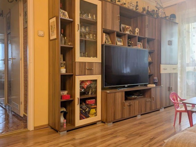 Eladó panellakás, Mosonmagyaróváron 66.8 M Ft, 4 szobás