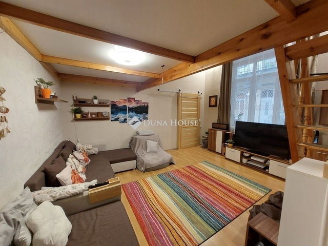 Eladó téglalakás, Budapesten, XI. kerületben 80.5 M Ft, 2 szobás