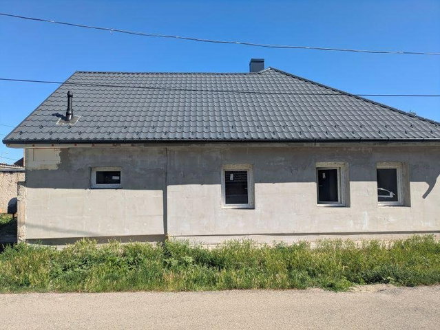 Eladó téglalakás, Mosonmagyaróváron 58.5 M Ft, 2 szobás