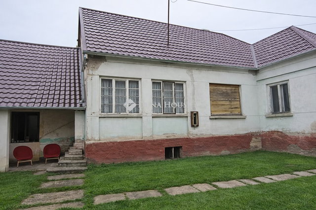 Eladó családi ház, Tótszerdahelyen 33 M Ft, 3 szobás