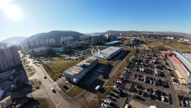 Eladó üzlethelyiség, Ózdon, Sárli úton 3.9 M Ft
