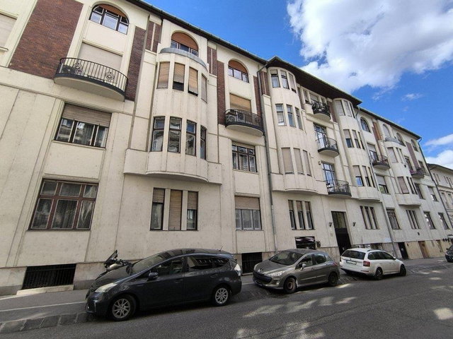 Eladó téglalakás, Budapesten, I. kerületben 159 M Ft, 2+1 szobás