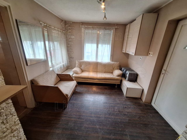 Eladó családi ház, Tabon 26 M Ft, 2+1 szobás