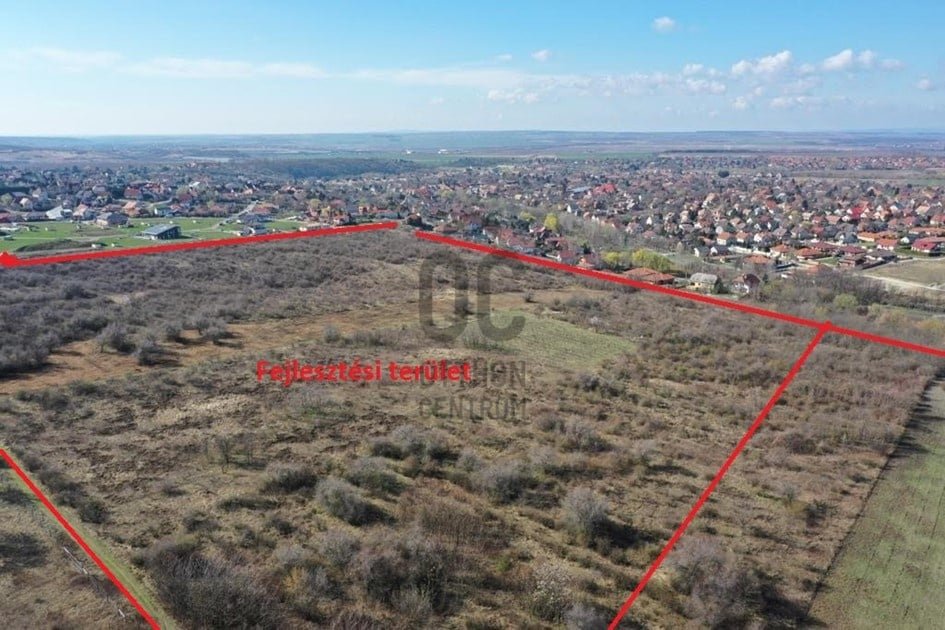 1065m² · 39.300.000 ft