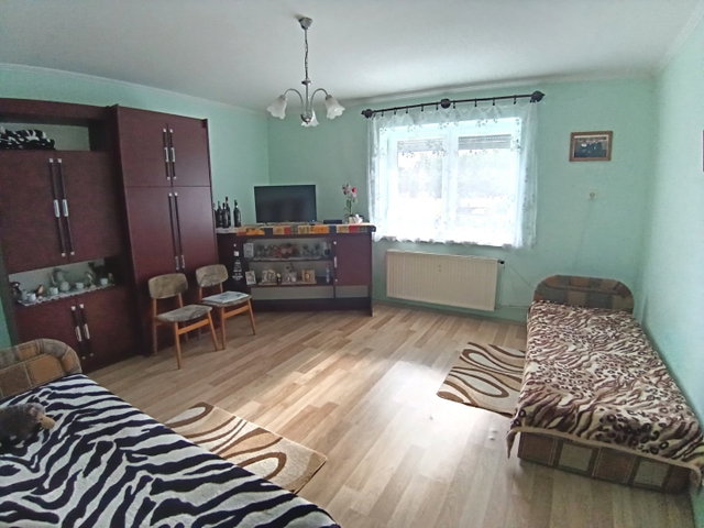 Eladó családi ház, Kapuváron 34.2 M Ft, 2 szobás