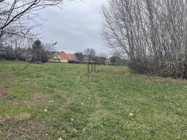 Eladó telek, Abonyban 17.5 M Ft, 3 szobás / költözzbe.hu