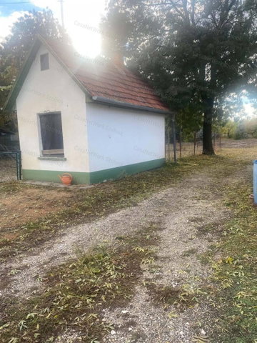 Eladó mezogazdasagi ingatlan, Szolnokon 29.9 M Ft, 1 szobás