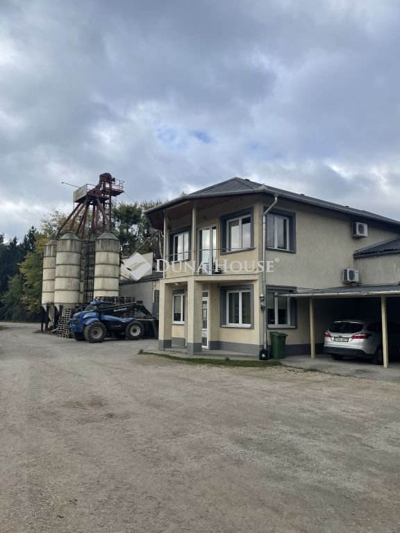 Ipari · 15839 m² · 511.390.000 Ft
