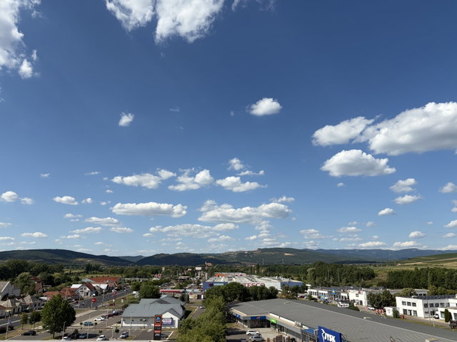 Eladó panellakás, Egerben 46 M Ft, 2+1 szobás