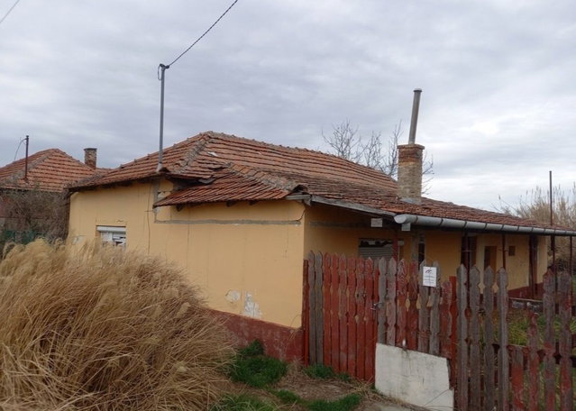 Eladó családi ház, Mezőkovácsházán 2 M Ft, 1+3 szobás