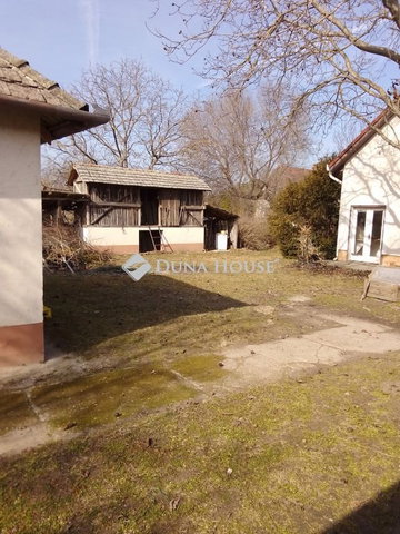 Eladó családi ház, Csongrádon 47 M Ft, 2 szobás