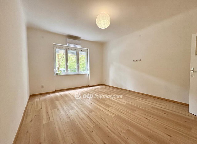 Eladó téglalakás, Budapesten, XI. kerületben 57.5 M Ft, 1 szobás