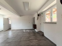 Kiadó üzlethelyiség, Szentesen 300 E Ft / hó