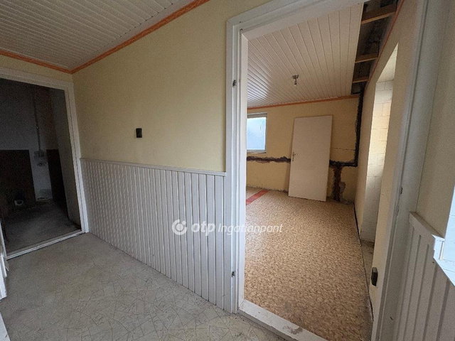 Eladó családi ház, Mezőkövesden 28 M Ft, 4 szobás