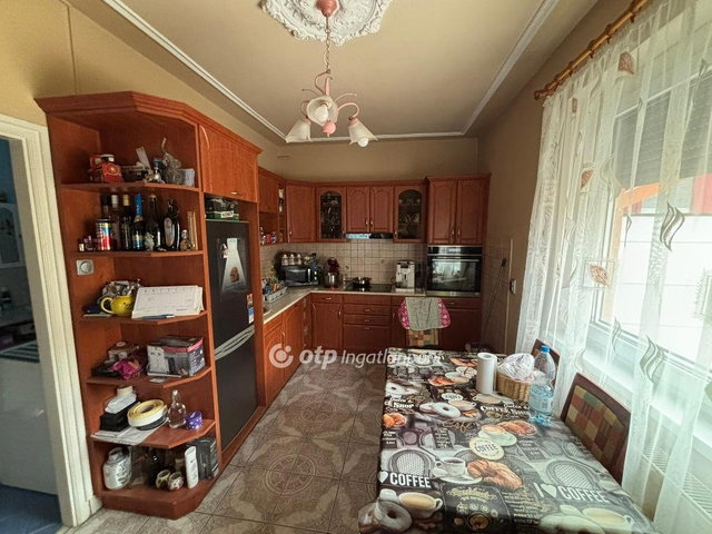 Eladó családi ház, Hajdúböszörményen 79.99 M Ft, 2+2 szobás