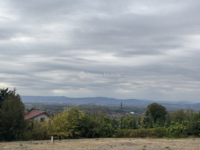 Eladó családi ház, Fóton, Panoráma utcában 230 M Ft, 4 szobás