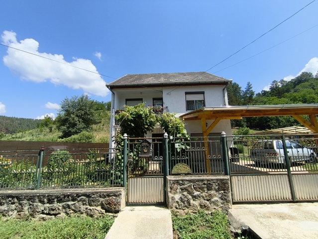 Eladó családi ház, Zabaron 32.5 M Ft, 3 szobás