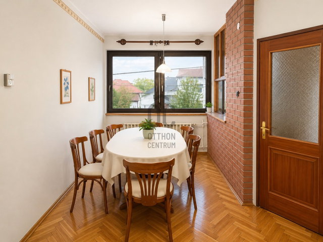 Eladó sorház, Kecskeméten 75 M Ft, 6 szobás