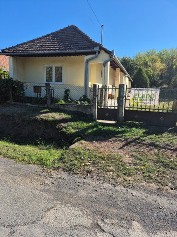 Eladó családi ház, Hernádbűdön 6.5 M Ft, 1+1 szobás