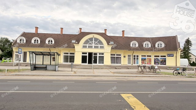 Eladó üzlethelyiség, Jászszentlászlón 124.9 M Ft