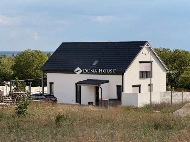Eladó családi ház, Maglódon 143 M Ft, 5 szobás