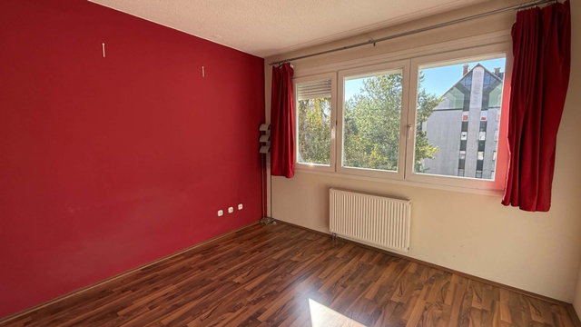 Eladó panellakás, Zalaegerszegen 42.9 M Ft, 2 szobás