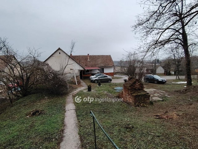 Eladó üzlethelyiség, Szőkéden 23 M Ft / költözzbe.hu