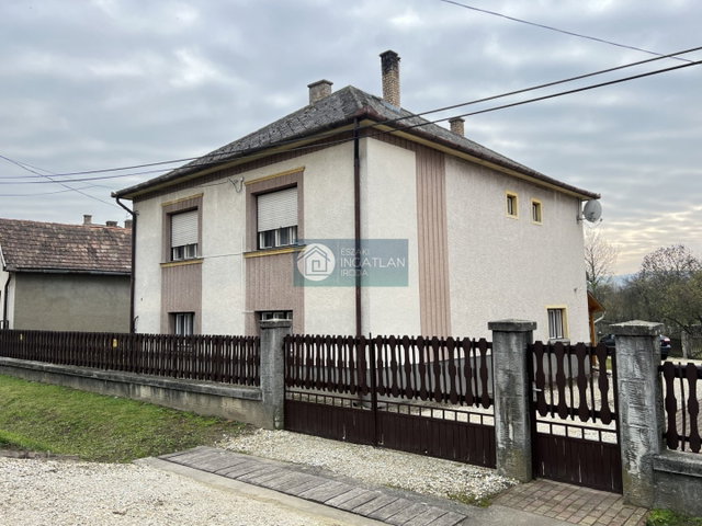 Eladó családi ház, Alsószuhán 23.9 M Ft, 5 szobás
