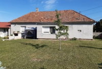 Eladó családi ház, Tolnán 38.5 M Ft, 2 szobás