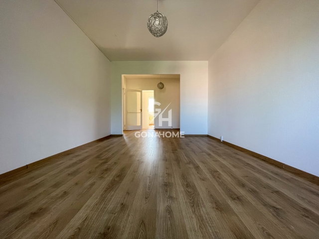 Eladó panellakás, Veszprémben, Halle utcában 55.9 M Ft