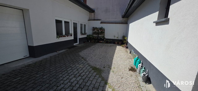 Eladó üzlethelyiség, Nagykanizsán 20.5 M Ft, 1 szobás